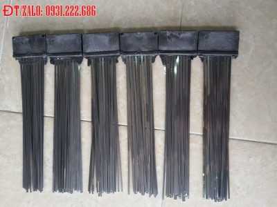 Chổi sắt cho ô tô quét đường hút bụi nhập khẩu