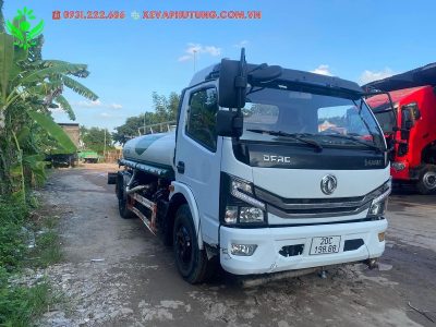 Xe phun nước rửa đường tưới cây Dongfeng 5 khối đời 2020