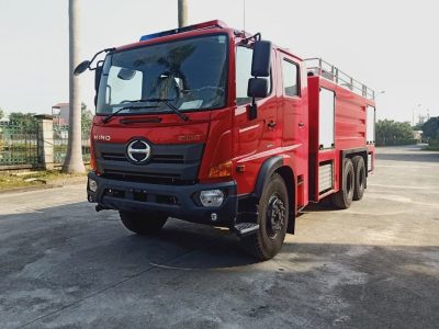 Xe chữa cháy 9 khối Hino FM8JN7A lắp bơm Mỹ