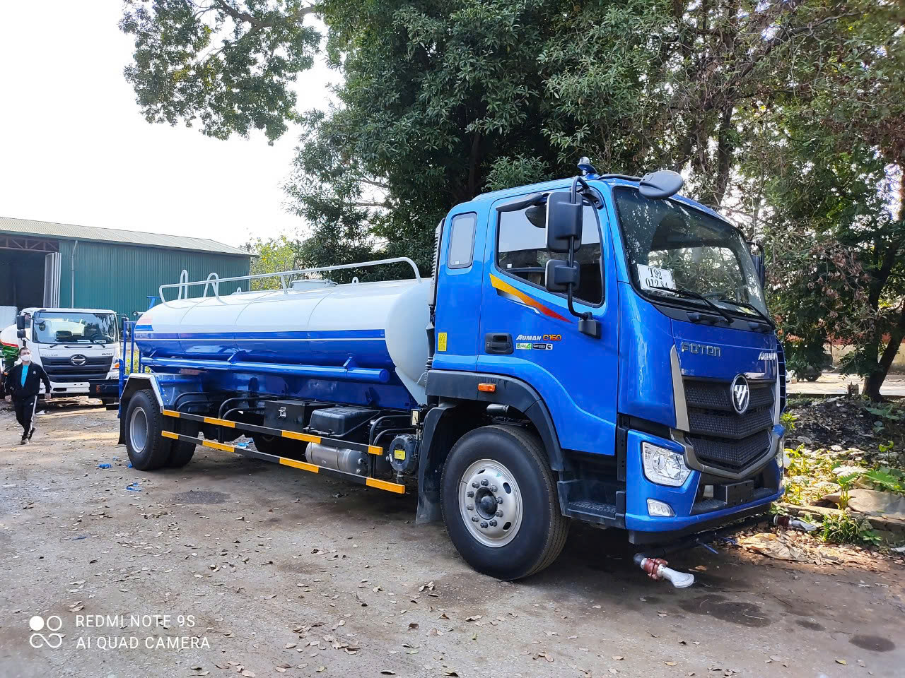xe phun nước