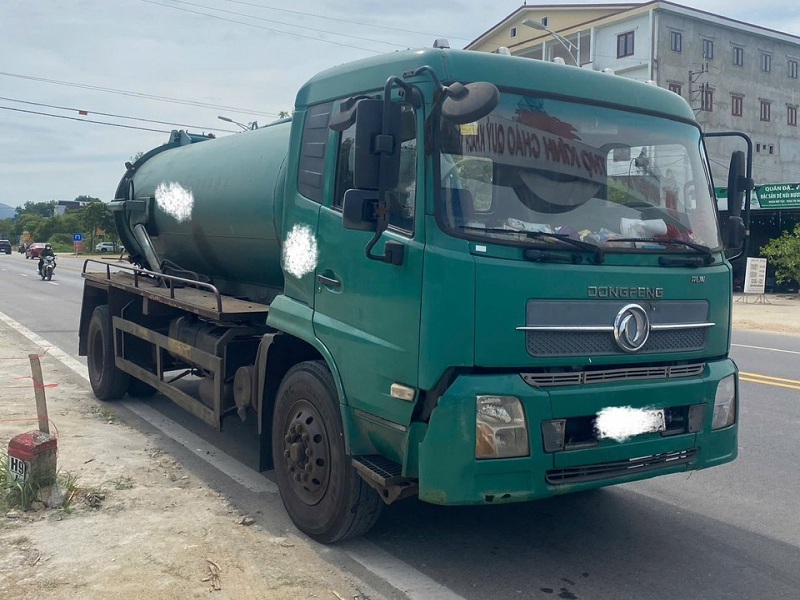 xe hút chất thải cũ thanh lý