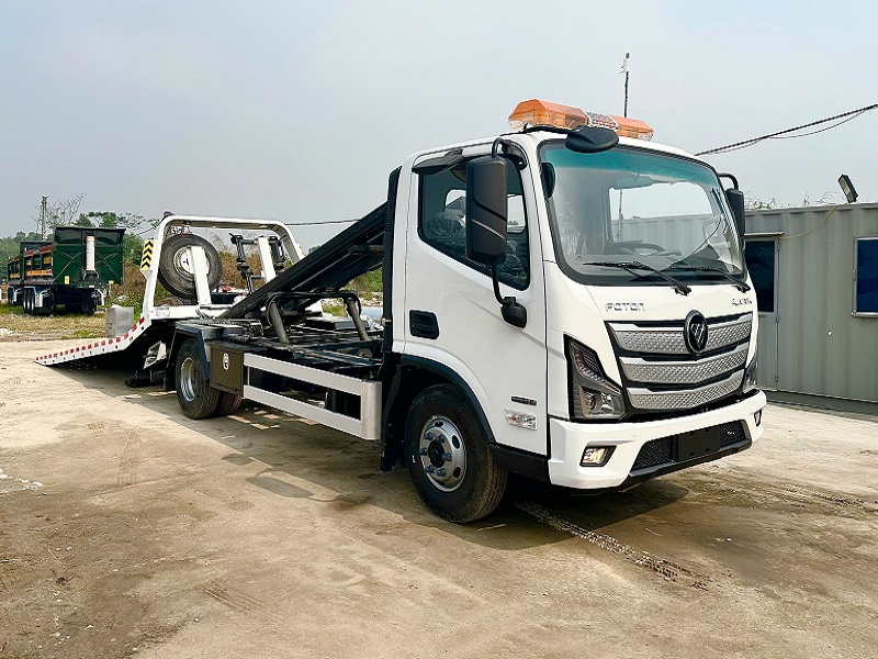 Xe cứu hộ giao thông 2 chức năng kéo và chở Foton
